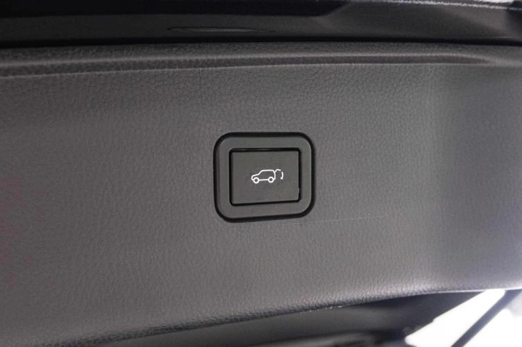 Changan CS95 26 из 27