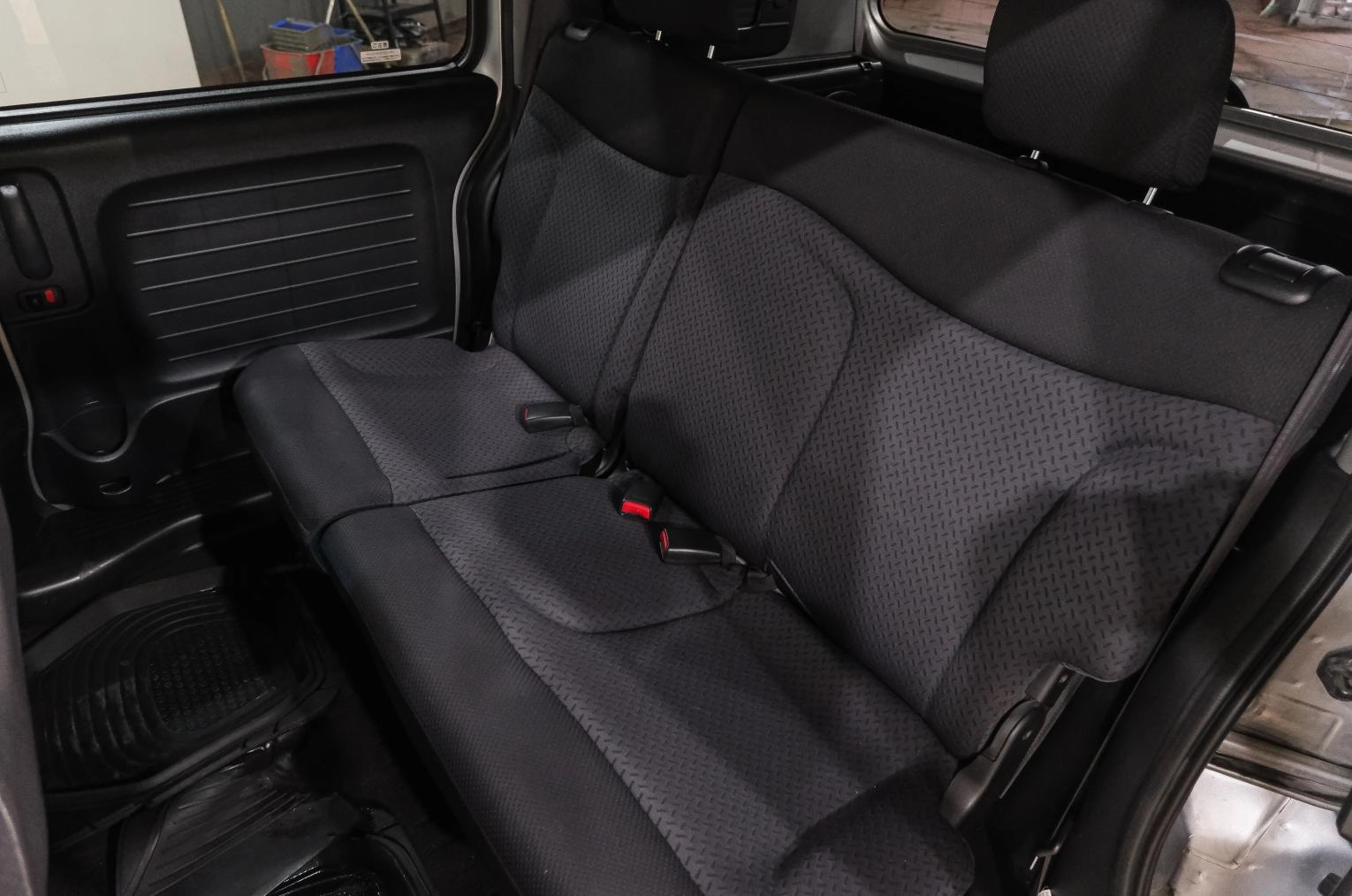 Honda Mobilio Spike 19 из 25