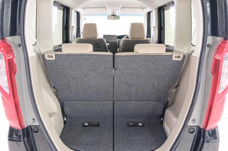 Honda N-BOX 22 из 22