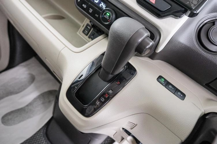 Honda N-BOX 17 из 22