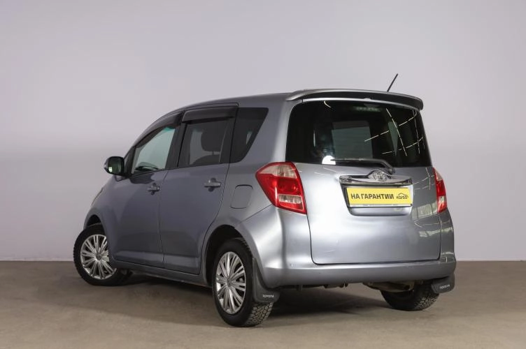 Toyota Ractis 4 из 6