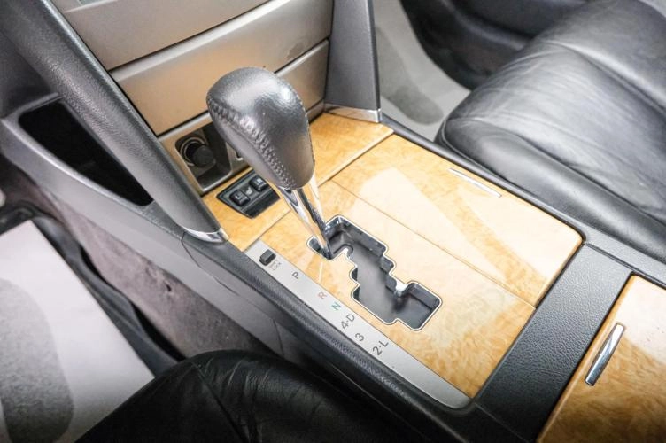 Toyota Camry 16 из 22