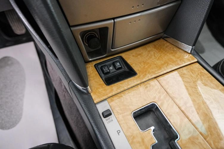 Toyota Camry 17 из 22