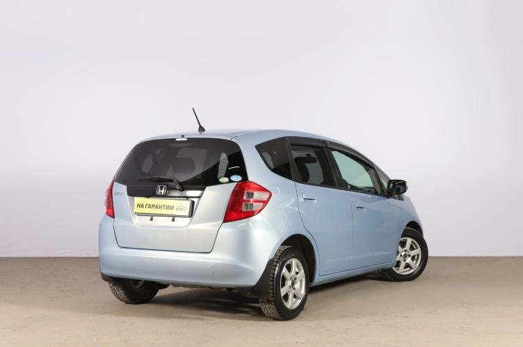 Honda Fit 4 из 6