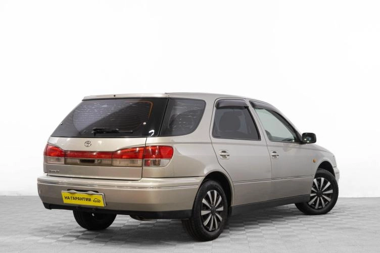 Toyota Vista Ardeo 4 из 6