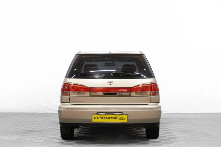 Toyota Vista Ardeo 5 из 6