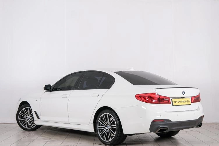 BMW 5 серия 4 из 6
