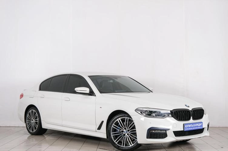 BMW 5 серия 1 из 6
