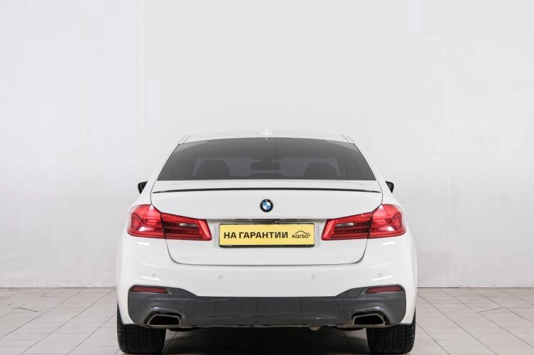 BMW 5 серия 5 из 6