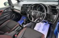 Honda Fit 8 из 21