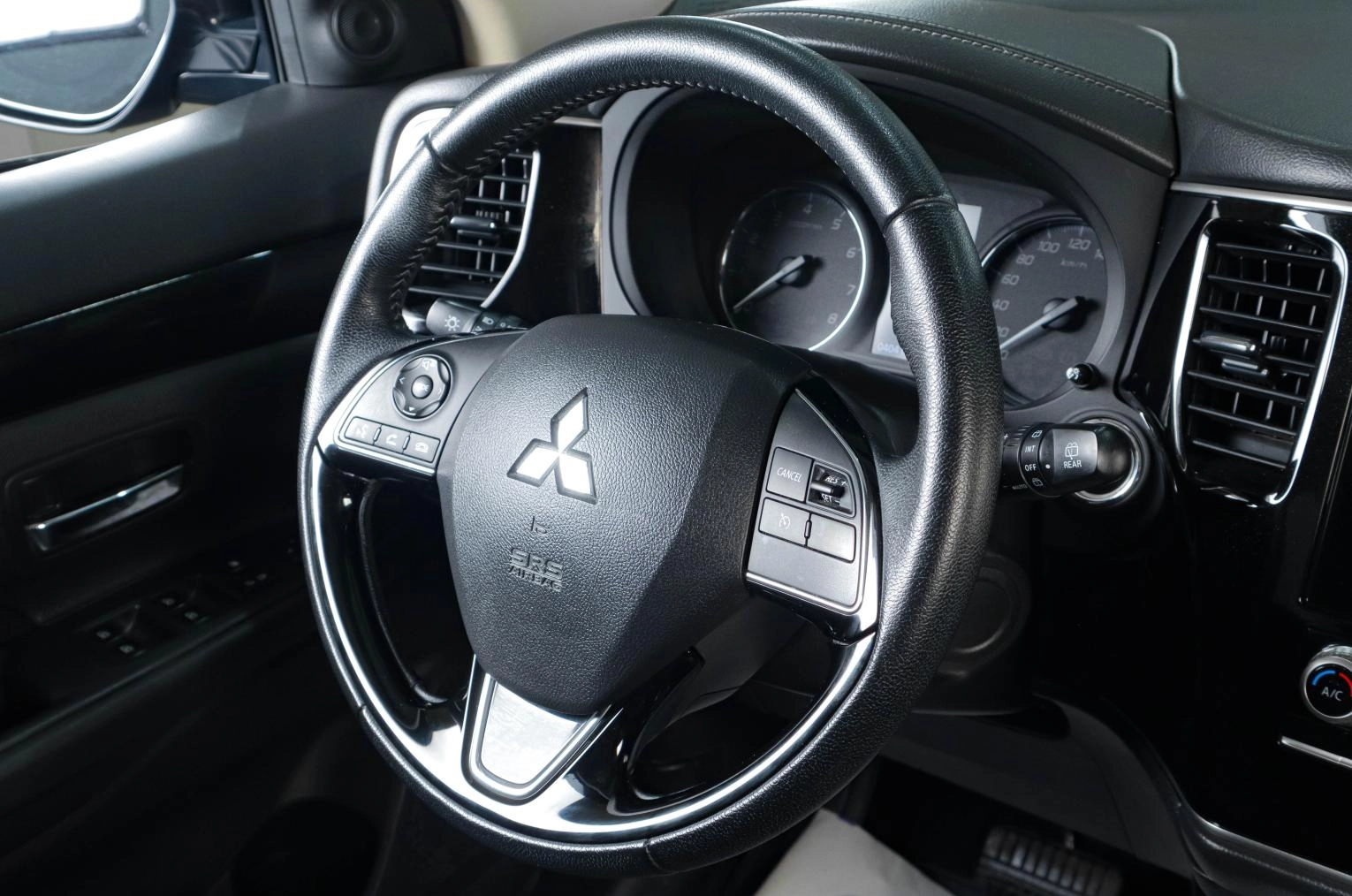 Mitsubishi Outlander 11 из 19