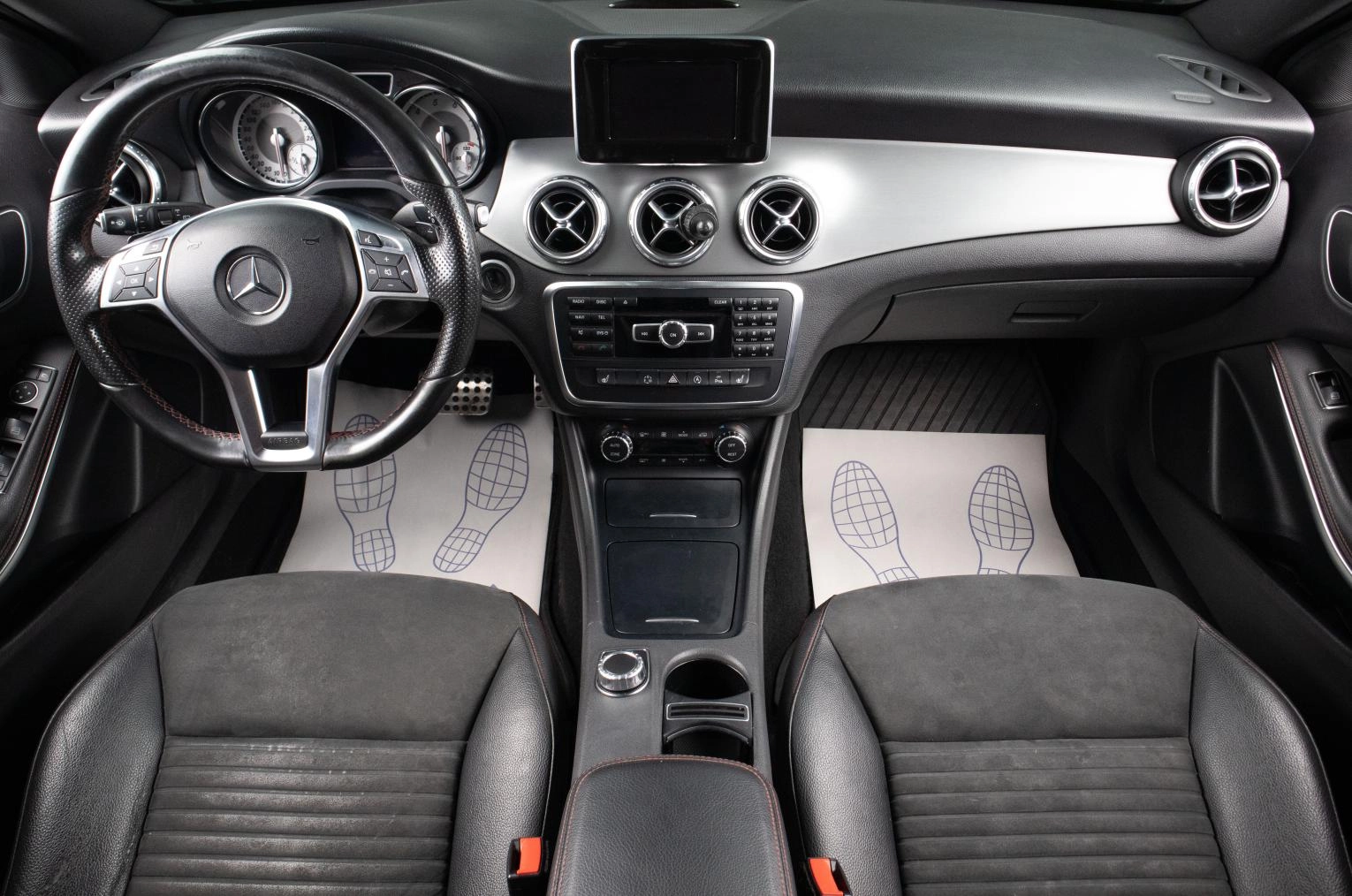Mercedes-Benz GLA-класс 7 из 19