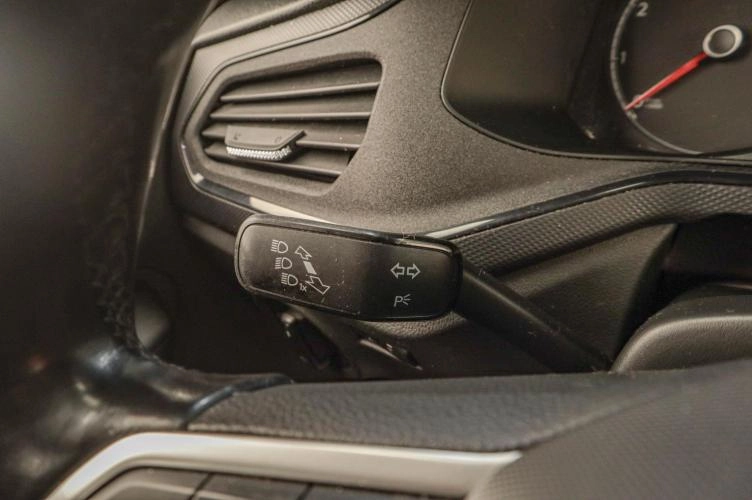 Volkswagen Polo 11 из 17