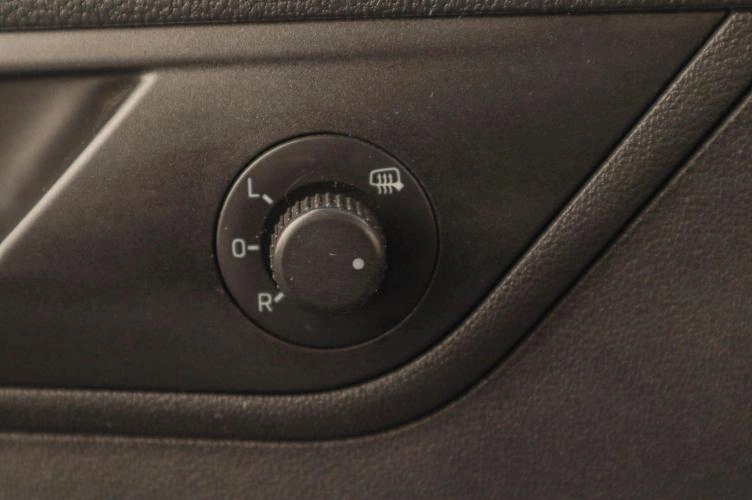 Volkswagen Polo 8 из 17