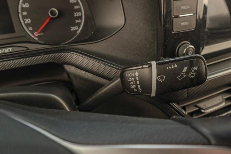 Volkswagen Polo 13 из 17