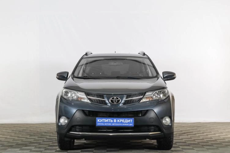 Toyota RAV4 2 из 6