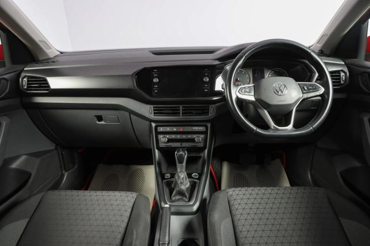 Volkswagen T-Cross 13 из 18