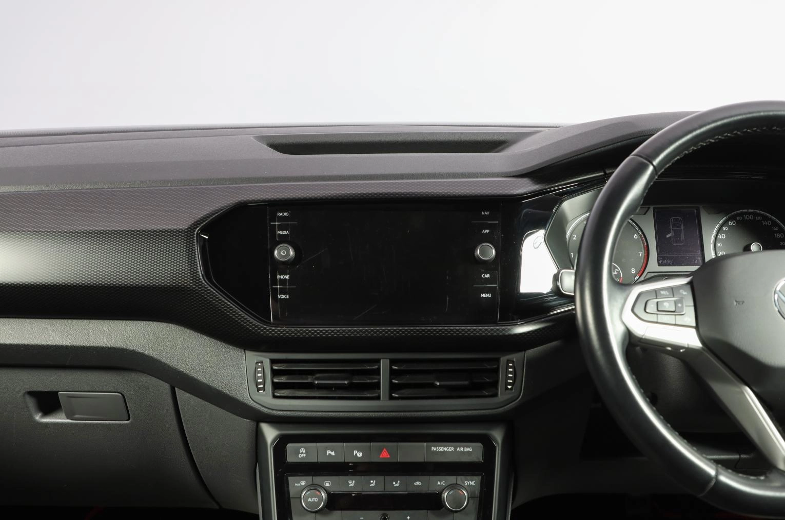 Volkswagen T-Cross 14 из 18