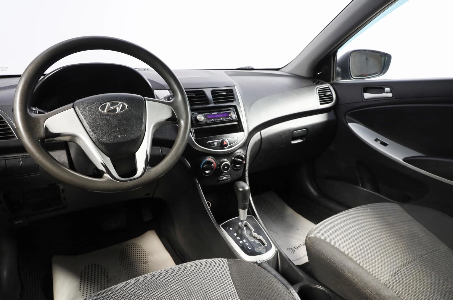 Hyundai Solaris 9 из 16