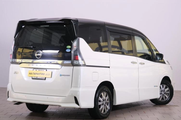 Nissan Serena 6 из 6