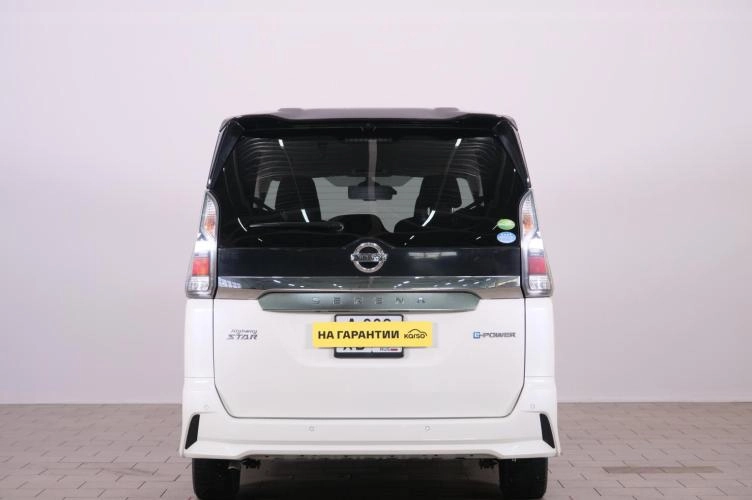 Nissan Serena 5 из 6