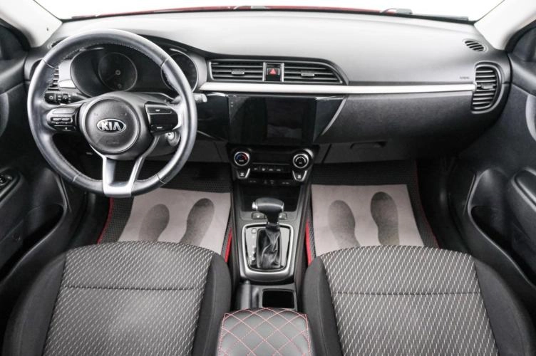 KIA Rio 10 из 23