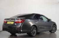 Toyota Camry 4 из 17