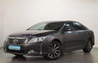 Toyota Camry 3 из 17