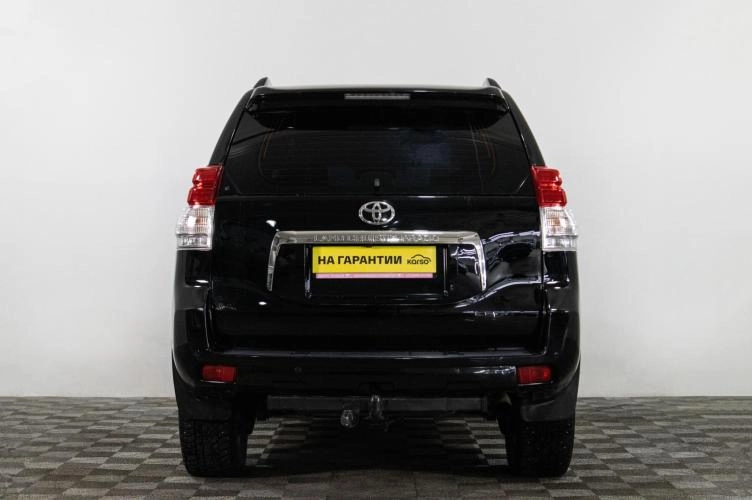 Toyota Land Cruiser Prado 5 из 6