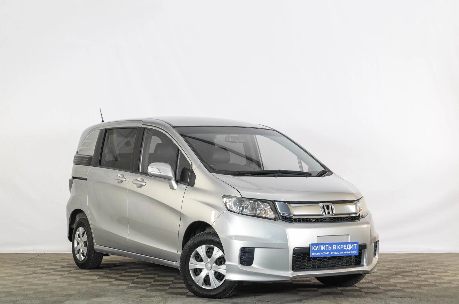Honda Freed 1 из 17