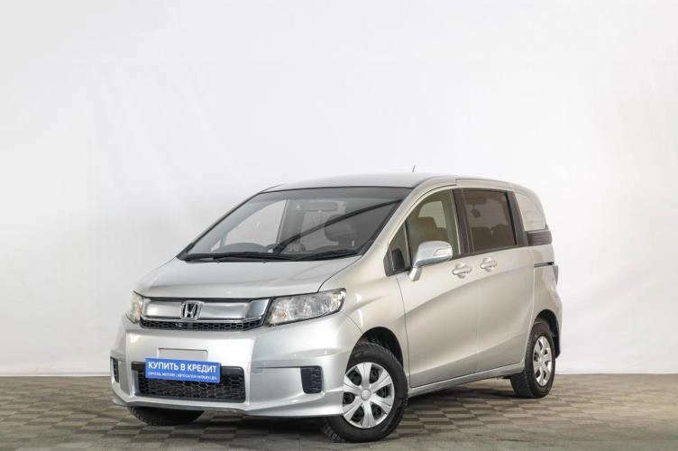 Honda Freed 3 из 6
