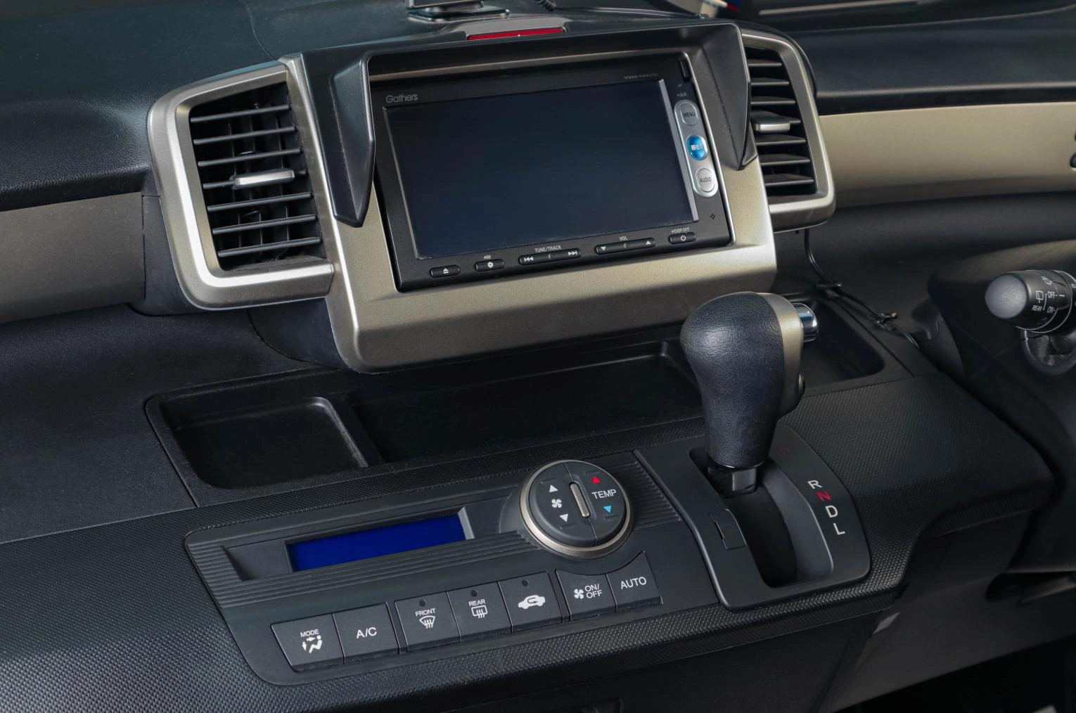 Honda Freed 15 из 17