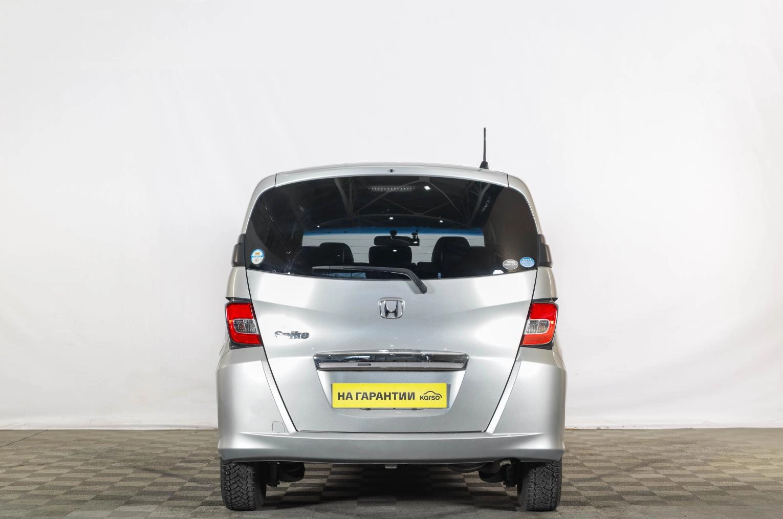 Honda Freed 5 из 17