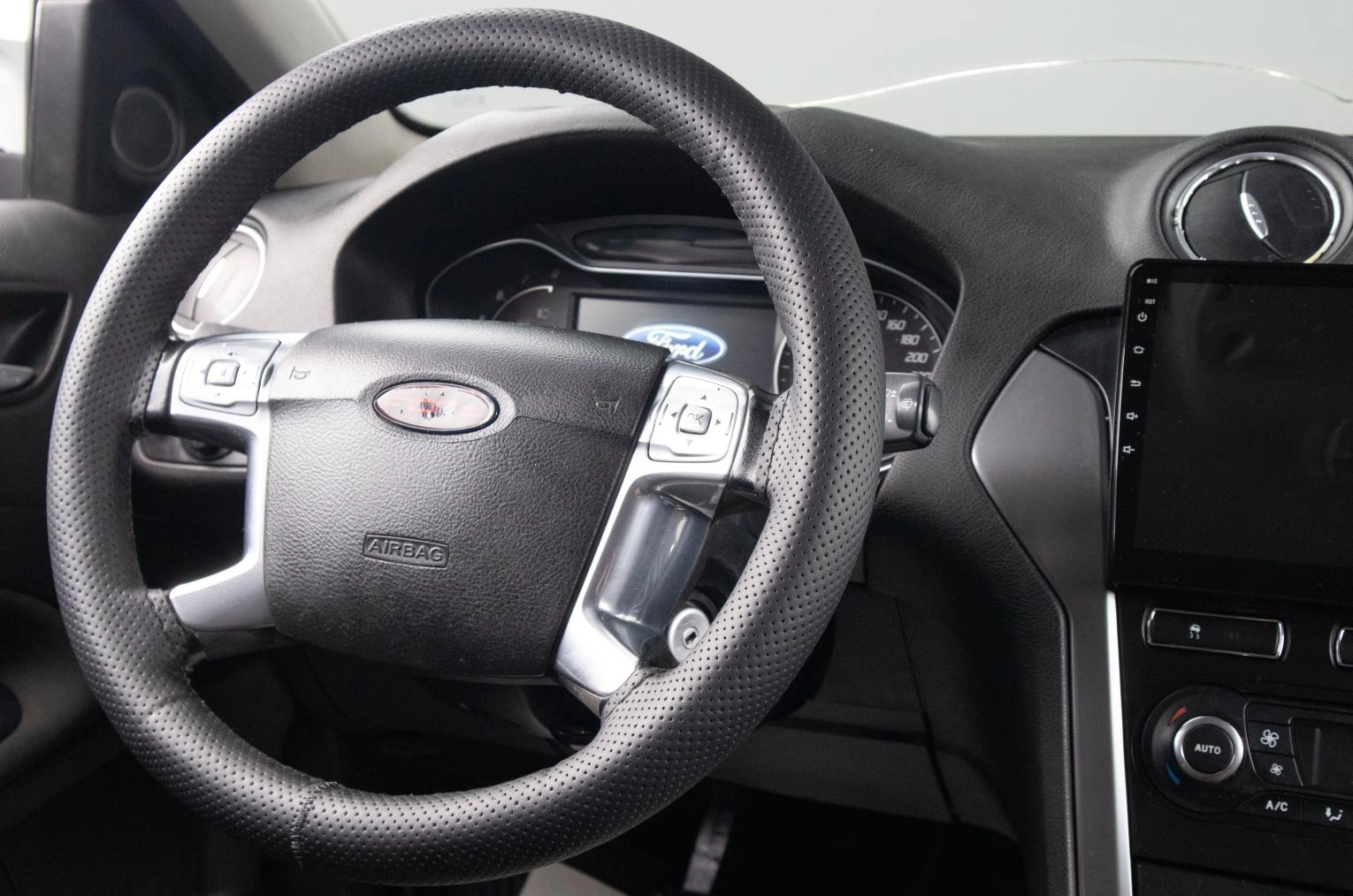 Ford Mondeo 8 из 18