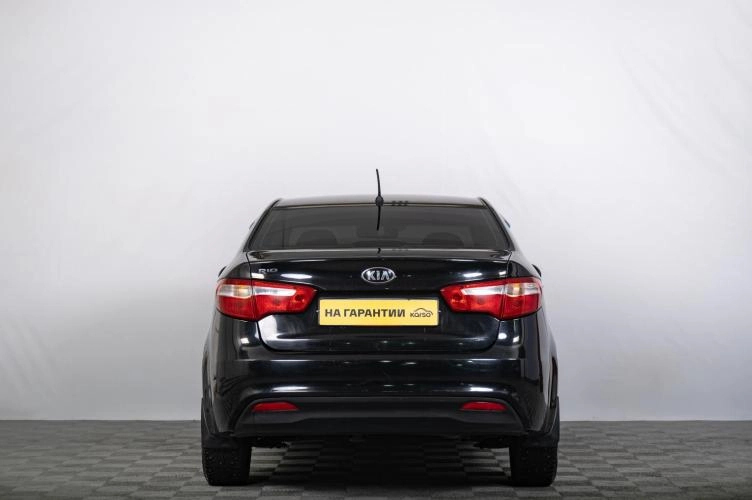KIA Rio 4 из 6