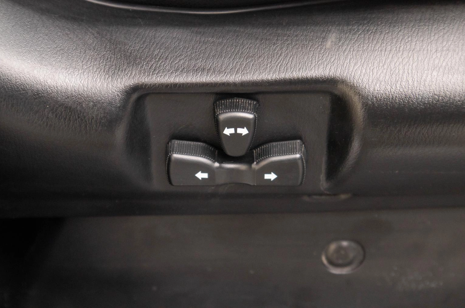 Nissan Patrol 26 из 30
