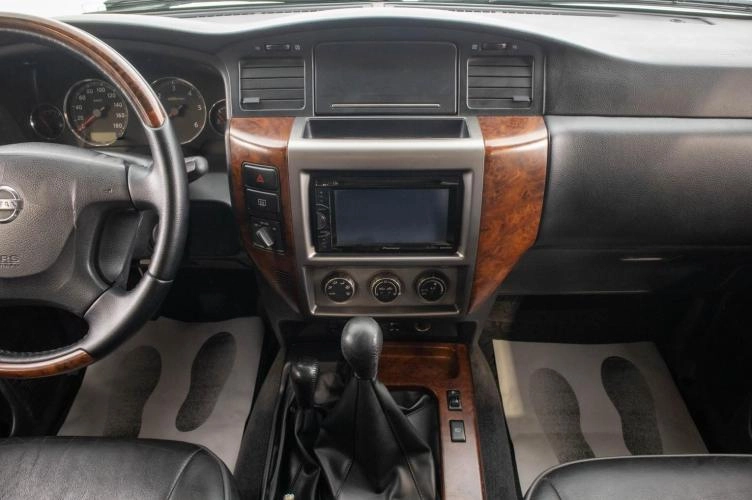 Nissan Patrol 18 из 30