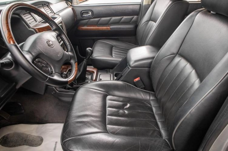 Nissan Patrol 10 из 30