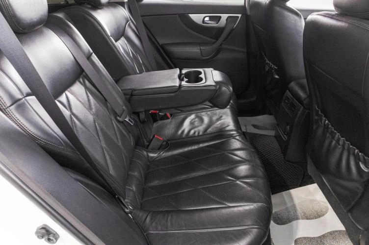 Infiniti FX37 33 из 35