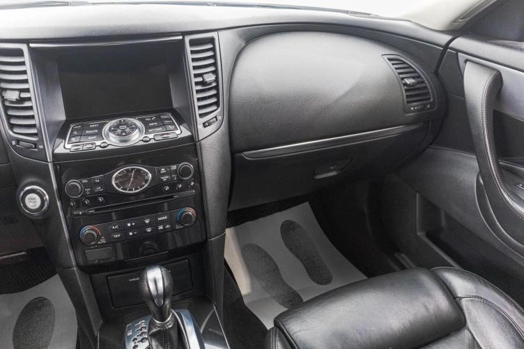 Infiniti FX37 29 из 35