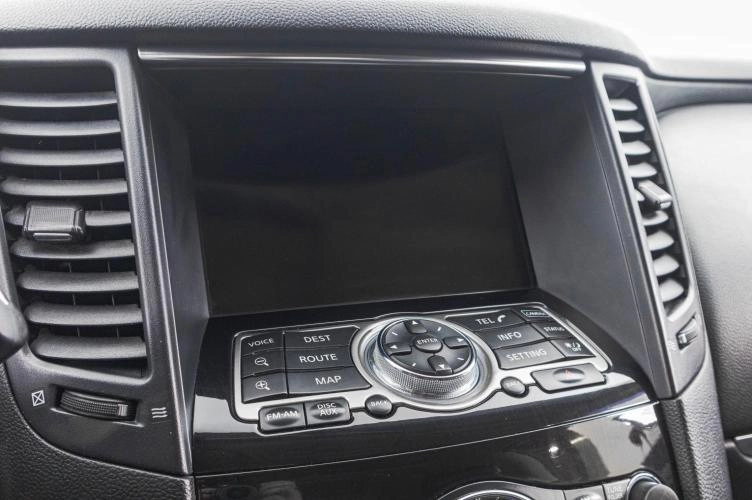 Infiniti FX37 25 из 35