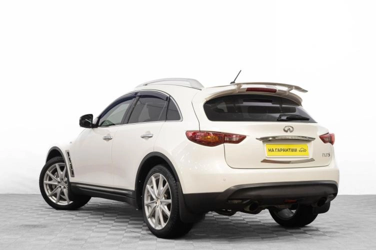 Infiniti FX37 6 из 6