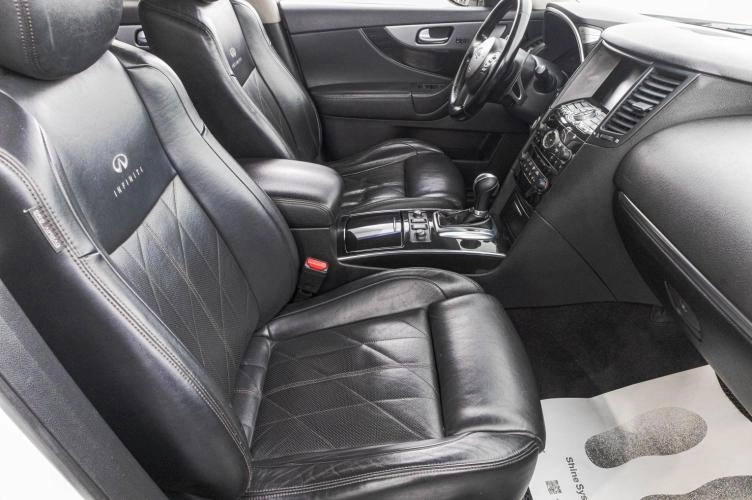Infiniti FX37 30 из 35