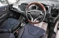 Honda Fit 8 из 21