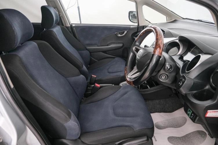 Honda Fit 7 из 21