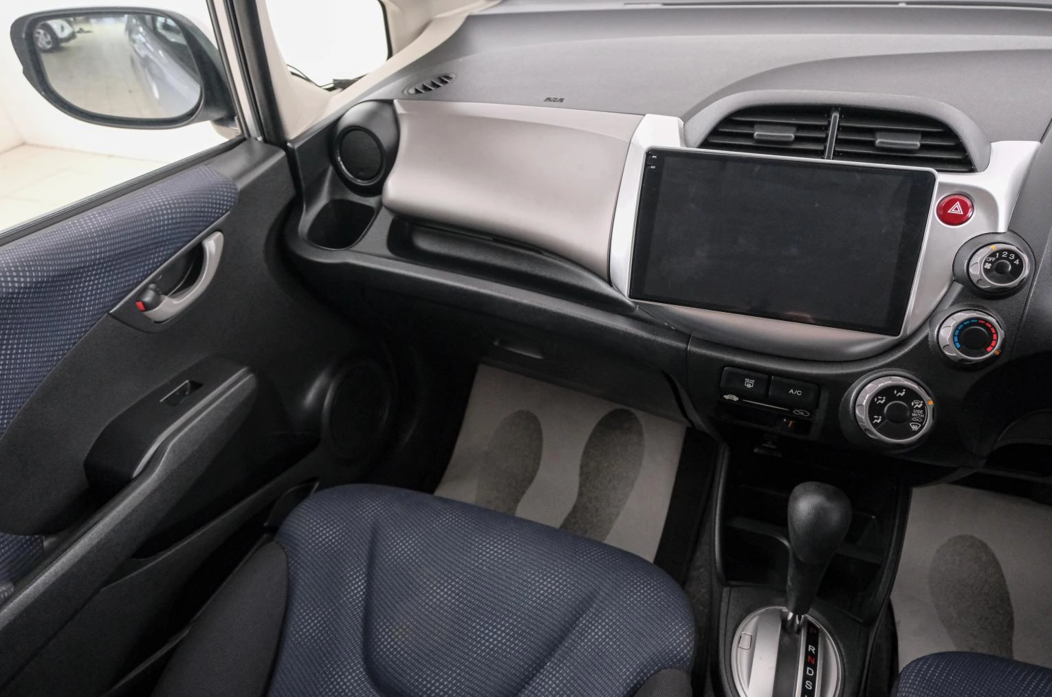 Honda Fit 11 из 21