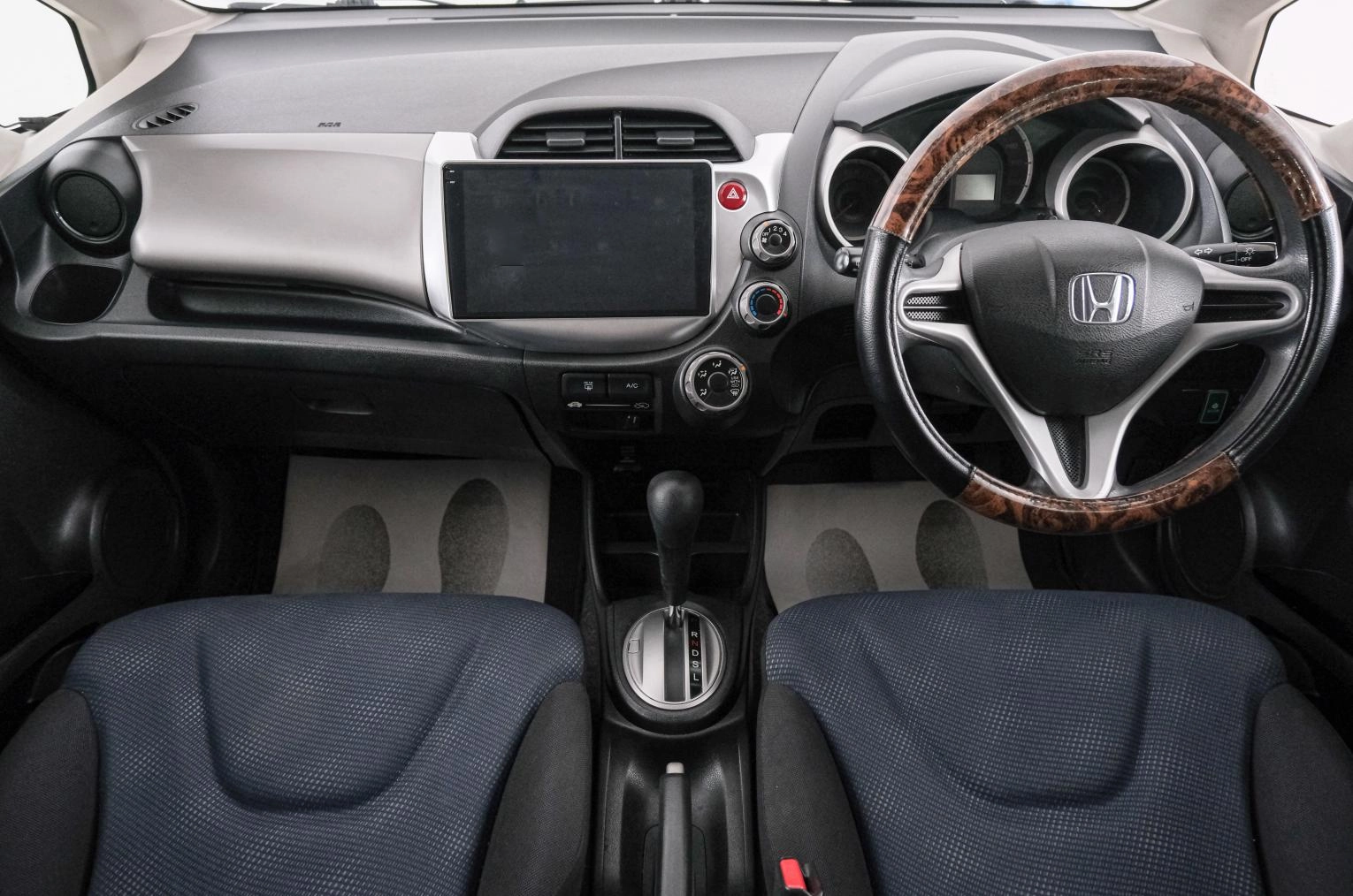 Honda Fit 10 из 21