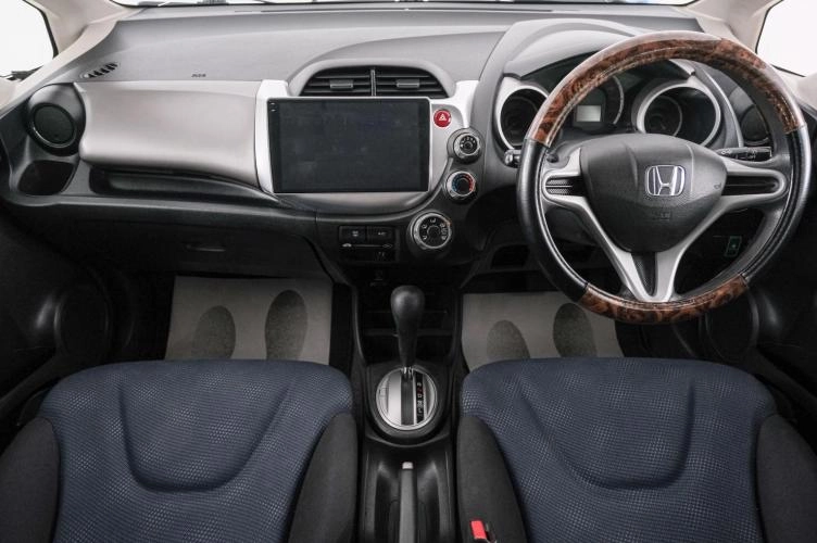 Honda Fit 10 из 21