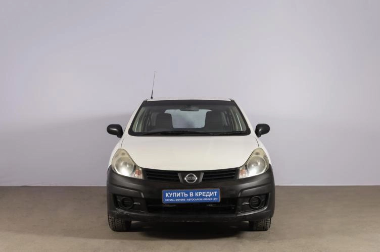 Nissan AD 2 из 6