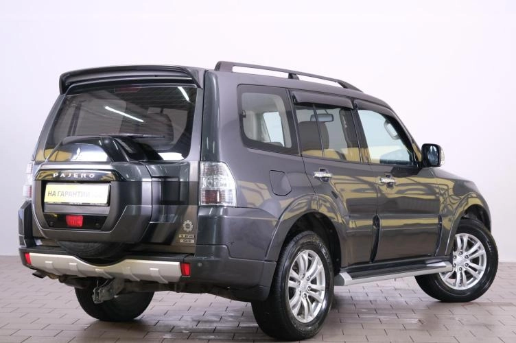 Mitsubishi Pajero 6 из 6